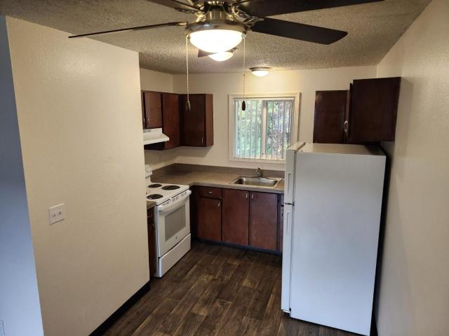 2 BR, 1 BA Apartment 13590 Southwest Electric Street Unit 14, Beaverton, OR 97005