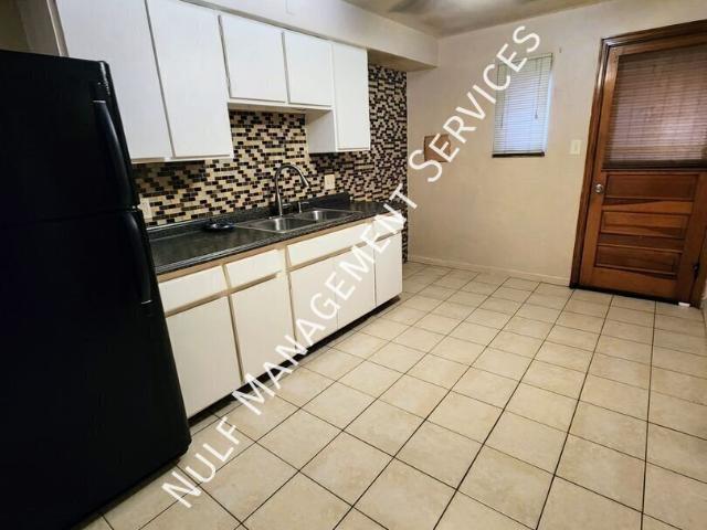 2 BR, 1 BA Apartment 136 East Eugene Avenue, Munhall, PA 15120