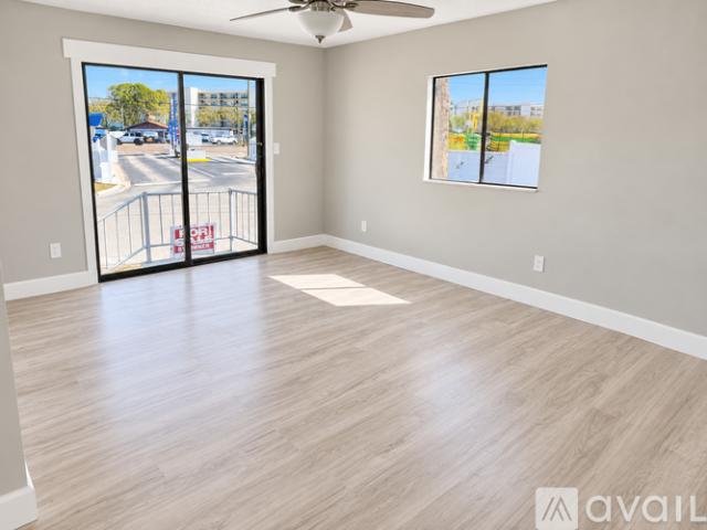 2 BR, 1 BA Apartment 1375 Pasadena Ave S, South Pasadena, FL 33707