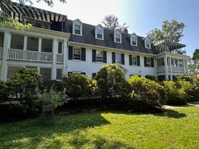 2 BR, 1 BA Apartment 139 Rutgers Avenue, Unit 2, Swarthmore, PA 19081