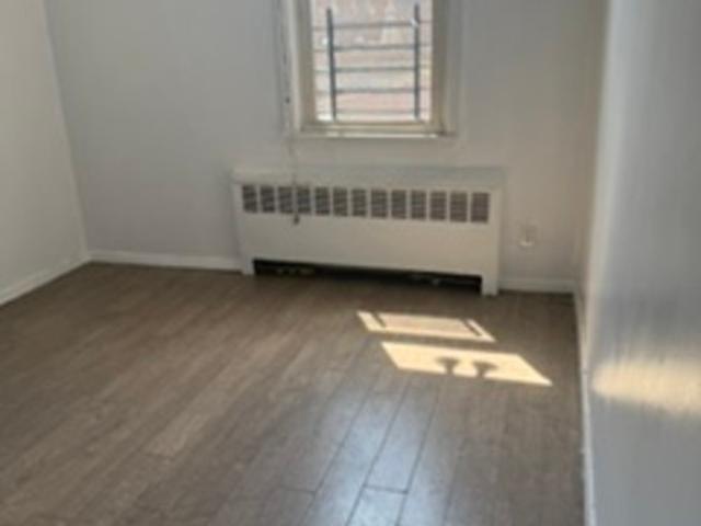 2 BR, 1 BA Apartment 13 12 130th Street, Unit 1, Queens County, NY 11356