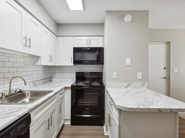 2 BR, 1 BA Apartment 1 Country Ln Unit 164, Mobile, AL 36608