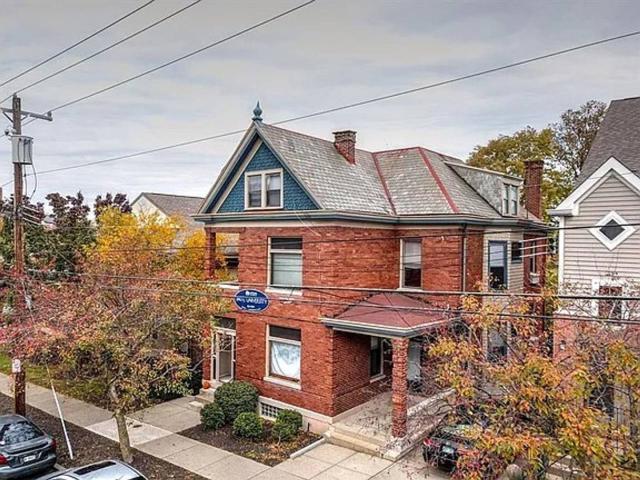 2 BR, 1 BA Apartment 240 East University Avenue Unit 240 2, Cincinnati, OH 45219