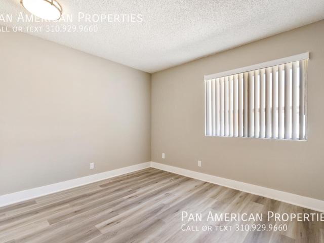 2 BR, 1 BA Apartment 24200 Myers Ave Moreno Valley, CA 92553