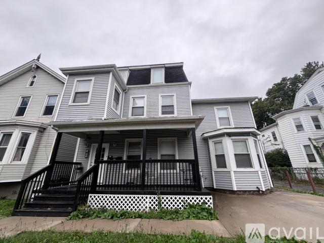 2 BR, 1 BA Apartment 242 Church Street, Unit 1, Poughkeepsie, NY 12601
