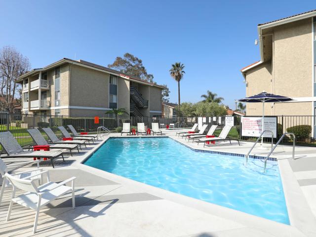 2 BR, 1 BA Apartment 2444 Alvarado St Unit E09, Oxnard, CA 93036