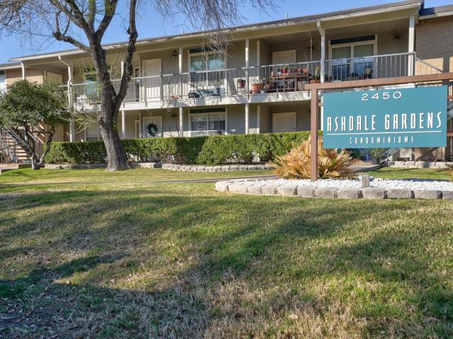 2 BR, 1 BA Apartment 2450 Ashdale Drive 205, Austin, TX 78757