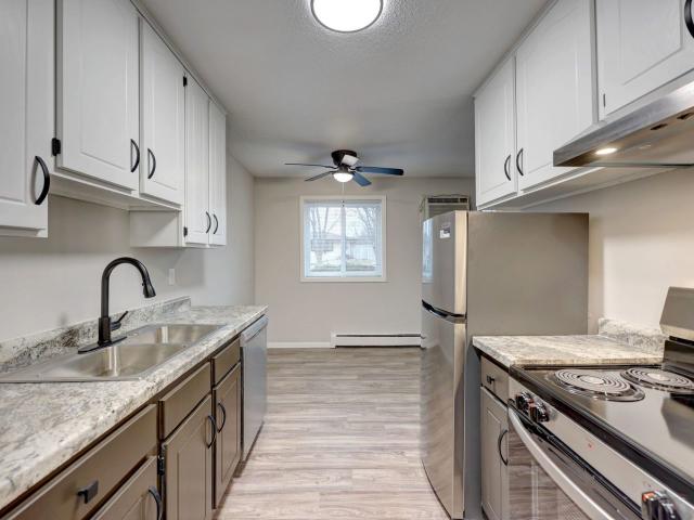 2 BR, 1 BA Apartment 245 99th Ave NE Unit 257 102, Minneapolis, MN 55434