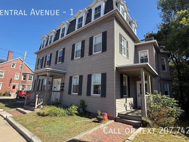 2 BR, 1 BA Apartment 245 Central Avenue, Dover, NH 03820