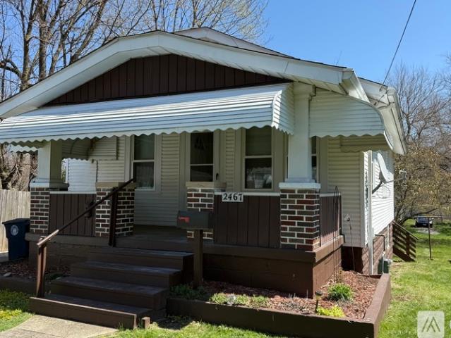 2 BR, 1 BA Apartment 2467 Christensen Avenue, Akron, OH 44314