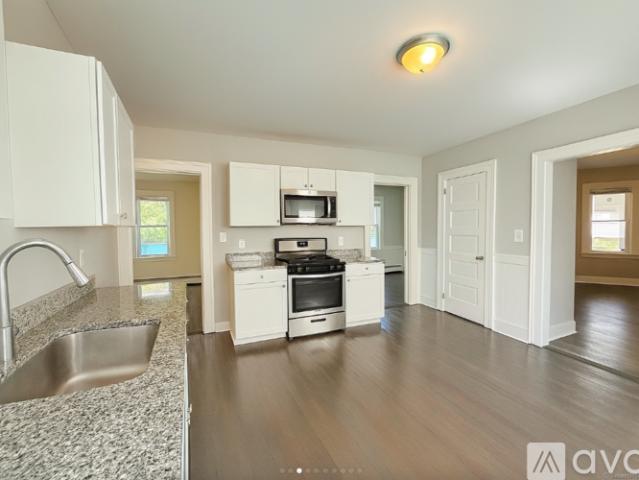 2 BR, 1 BA Apartment 24 Miller St, Unit 2, New Britain, CT 06053