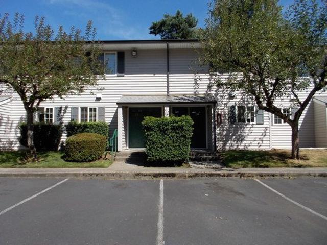 2 BR, 1 BA Apartment 24 NE Clark, Cascade Locks, OR 97014