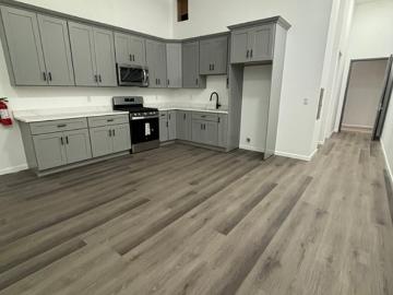 2 BR, 1 BA Apartment 24 Elm St, Unit 202, Paterson, NJ 07501