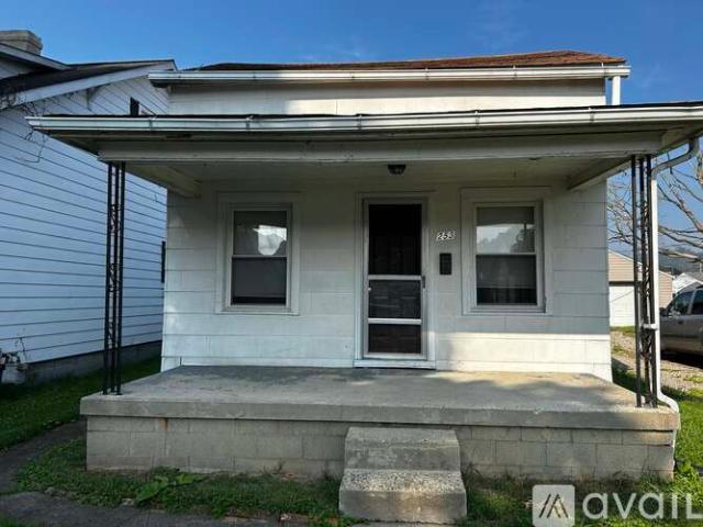 2 BR, 1 BA Apartment 253 Locust Street, Chillicothe, OH 45601