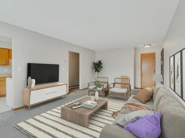 2 BR, 1 BA Apartment 2510 7th Avenue East Unit 2510 05, Saint Paul, MN 55109