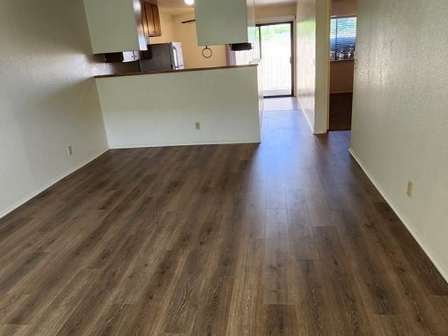 2 BR, 1 BA Apartment 2510 Hartnell Avenue, Unit 11, Redding, CA 96002