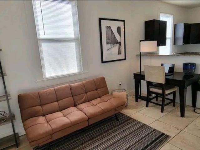 2 BR, 1 BA Apartment 2514 South Derbigny Street, New Orleans, LA 70125
