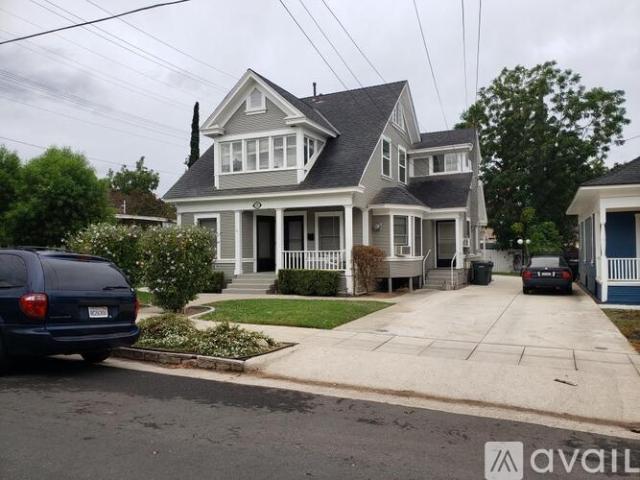 2 BR, 1 BA Apartment 252 Sonora Street, Unit B, Redlands, CA 92373