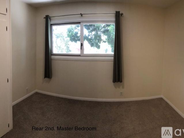 2 BR, 1 BA Apartment 2567 Tuberose St A, San Diego, CA 92105
