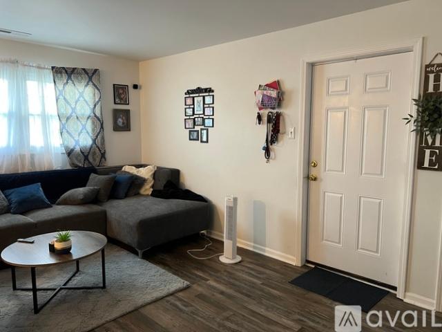 2 BR, 1 BA Apartment 2570 W 63rd Ave, Unit 1W, Merrillville, IN 46410