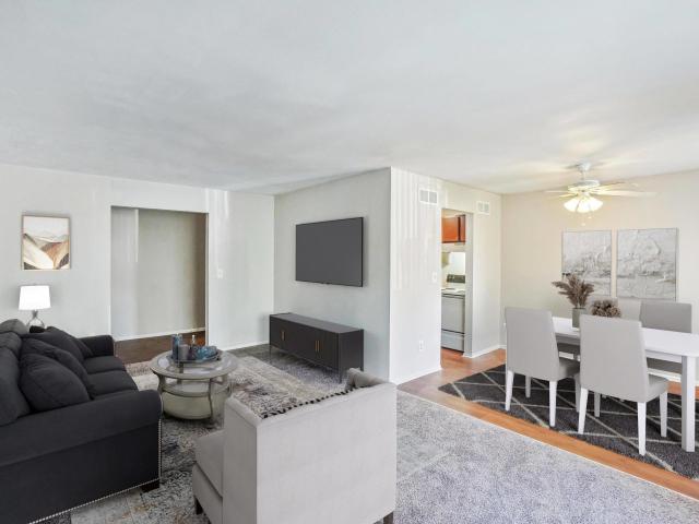 2 BR, 1 BA Apartment 25740 Shiawassee Street Unit 508 084, Southfield, MI 48033