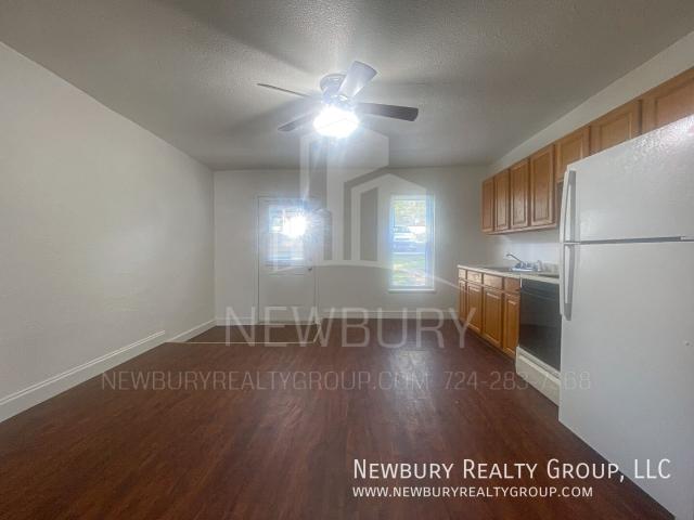2 BR, 1 BA Apartment 25 Hickory Street, Butler, PA 16001
