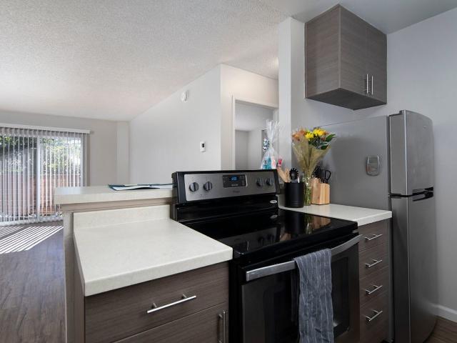 2 BR, 1 BA Apartment 2600 Kremeyer Circle Unit 25 01, Carlsbad, CA 92008