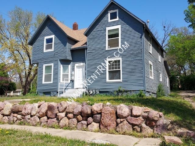 2 BR, 1 BA Apartment 2600 SW Clay St, Topeka, KS 66611