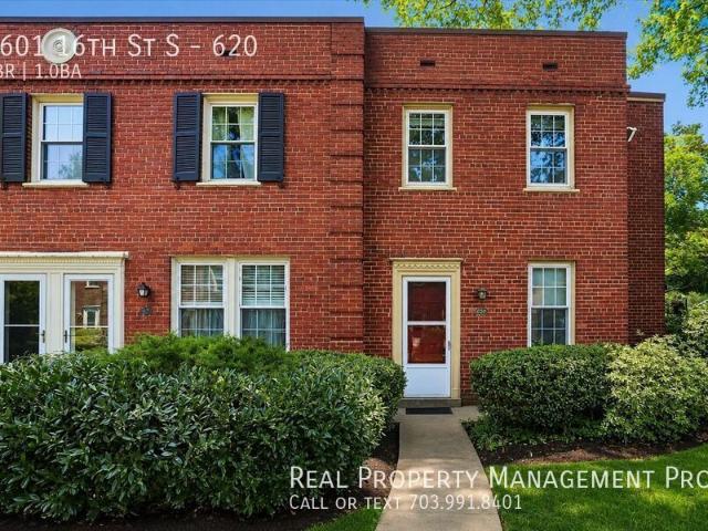2 BR, 1 BA Apartment 2601 16th St S, Arlington, VA 22204