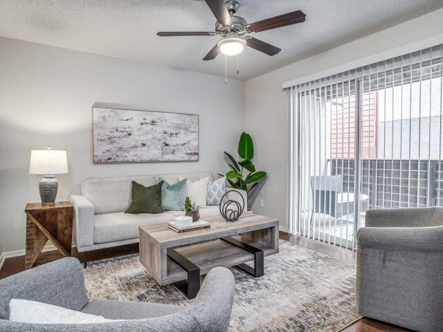2 BR, 1 BA Apartment 2604 Furrs St Unit 225, Arlington, TX 76006