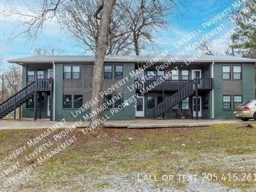 2 BR, 1 BA Apartment 2608 20th Ave N, Birmingham, AL 35234