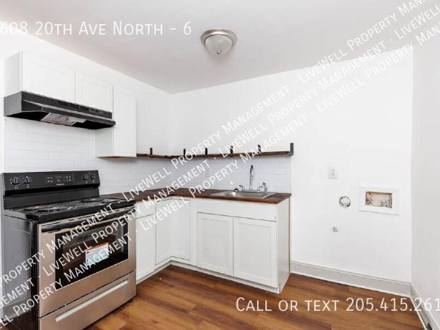 2 BR, 1 BA Apartment 2608 20th Ave North, Birmingham, AL 35234