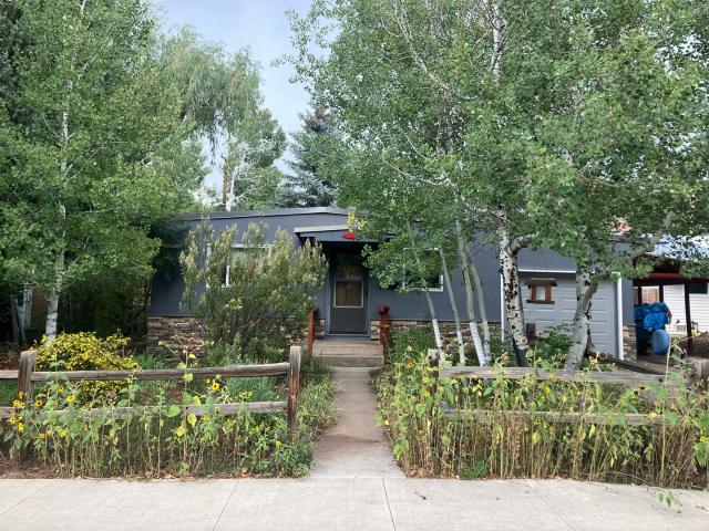 2 BR, 1 BA Apartment 2609 Columbine Dr, Durango, CO 81301