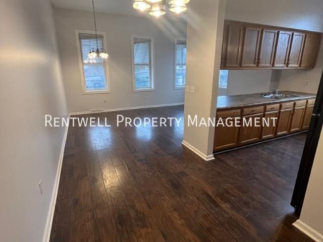 2 BR, 1 BA Apartment 261 Reno St, Rochester, PA 15074
