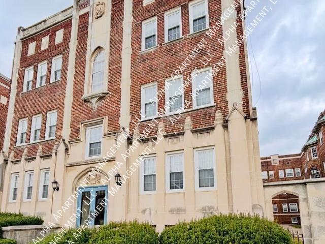2 BR, 1 BA Apartment 2626 N. Moreland Blvd, Cleveland, OH 44120