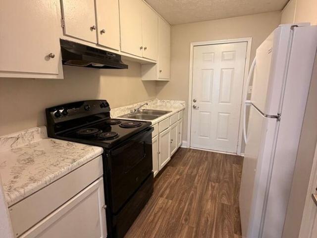 2 BR, 1 BA Apartment 262 Garnet Ridge Drive, Athens, GA 30607