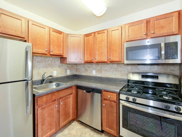 2 BR, 1 BA Apartment 2633 2645 Naylor Road Southeast Unit 2641_202, Washington, DC 20020
