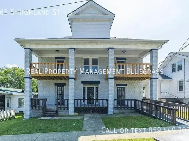2 BR, 1 BA Apartment 265 S Highland St, Winchester, KY 40391