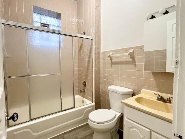 2 BR, 1 BA Apartment 2706 S St Louis Ave, Chicago, IL 60623