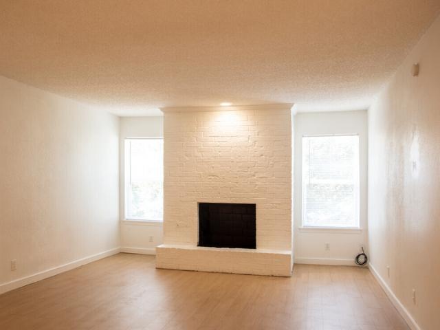 2 BR, 1 BA Apartment 2707 Penny Ln, Austin, TX 78757