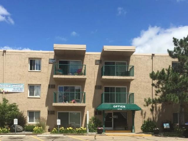 2 BR, 1 BA Apartment 2710 9th Lane Unit 40 302, Anoka, MN 55303