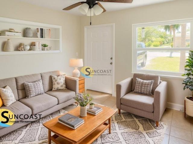 2 BR, 1 BA Apartment 27178 Adams St, Punta Gorda, FL 33983