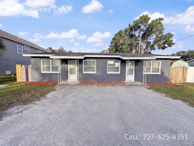 2 BR, 1 BA Apartment 2720 57th St S, Gulfport, FL 33707
