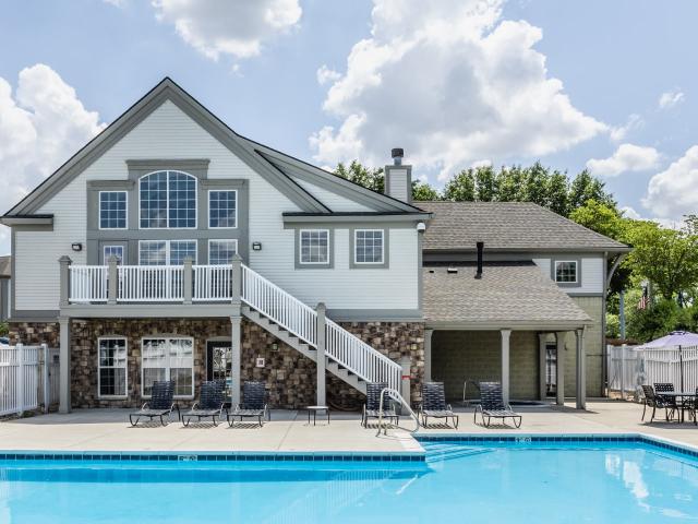 2 BR, 1 BA Apartment 2730 River Chase Drive Unit 7302 F, Indianapolis, IN 46214