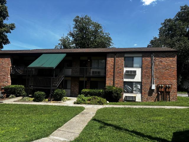 2 BR, 1 BA Apartment 2733 Jersey Ave. B302, Knoxville, TN 37919