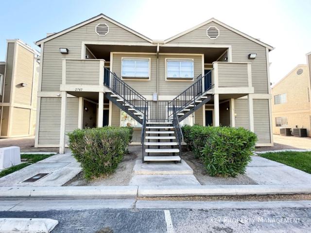 2 BR, 1 BA Apartment 2742 Alicialynn Way, Las Vegas, NV 89121
