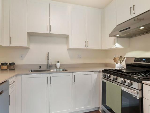 2 BR, 1 BA Apartment 2745 Meadow Lark Drive Unit 014 8052, San Diego, CA 92123