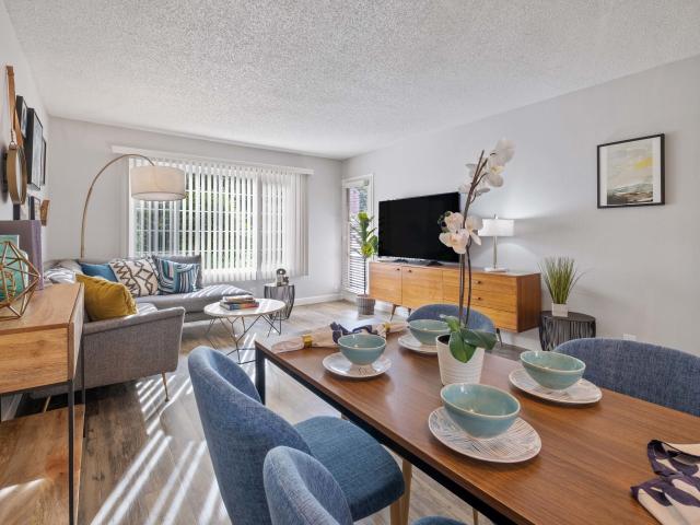 2 BR, 1 BA Apartment 27475 Hesperian Boulevard Unit 164, Hayward, CA 94545