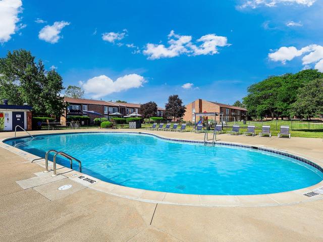 2 BR, 1 BA Apartment 27489 Parkview Blvd Unit 25_5301, Warren, MI 48092