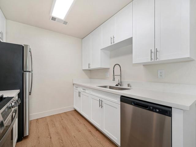 2 BR, 1 BA Apartment 2800 Braden Avenue Unit 048, Modesto, CA 95356